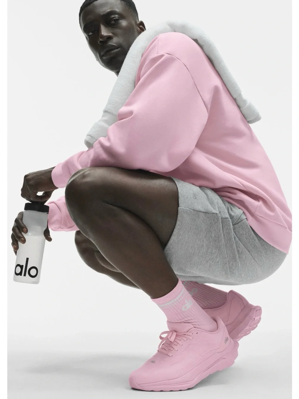 Alo Unisex Half-Crew Throwback Sock - Pink Marshmallow/White